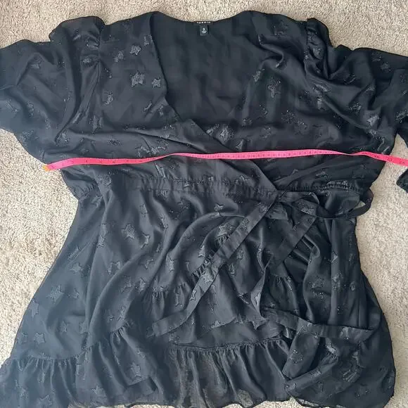 Torrid Star Surplice Ruffle Hem Wrap Top Black 3X 22-24 - Picture 7 of 8